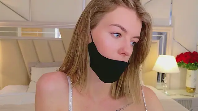 MeganMour online show from 01.16.26