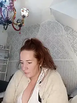 Engel mia online show from 12.26.24