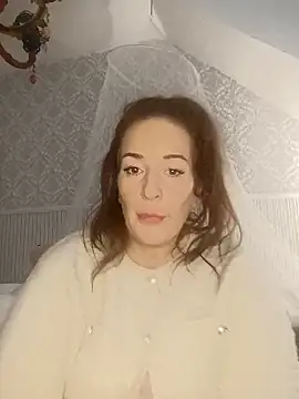 Engel mia online show from 12.27.24