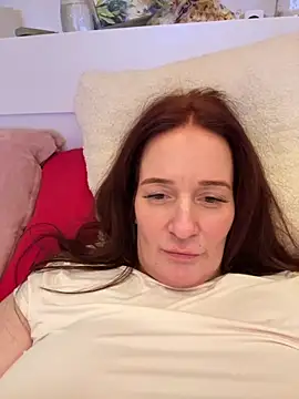 Engel mia online show from 11.23.25