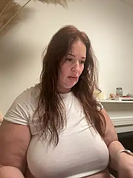 Engel mia online show from 02.15.26