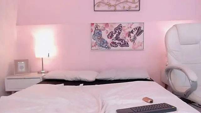 sara17  online show from 11.02.25