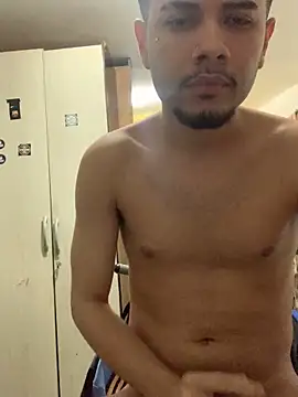 thguinho13 online show from 12.28.24