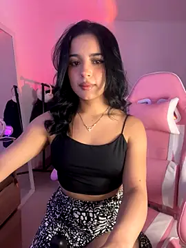 Emily-14 online show from 09.18.25