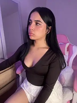 Emily-14 online show from 03.29.26