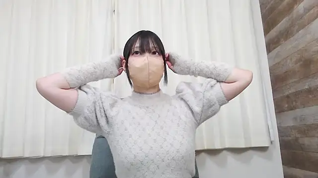 Snapshot of NAO_chan_xxx chatting on 03.19.25 NAO chan xxx online show from 03.19.25