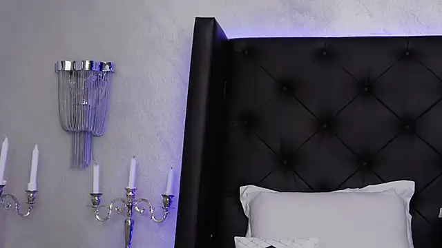 Snapshot of SkylerSpark chatting on 01.23.25 SkylerSpark online show from 01.23.25