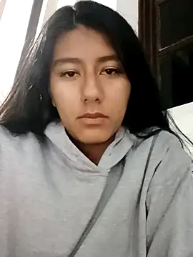 Snapshot of CarlaAlvez chatting on 10.02.25 CarlaAlvez online show from 10.02.25