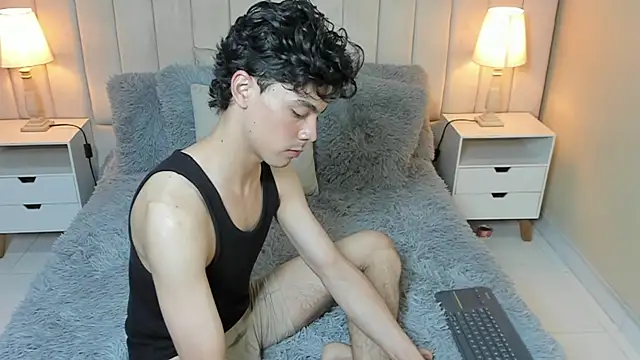 Snapshot of Dammon_Stallion chatting on 02.11.25 Dammon Stallion online show from 02.11.25