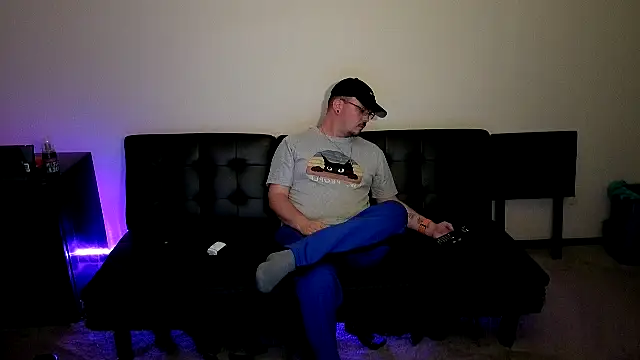 cmichaelxxx online show from 10.12.25