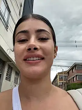 Sweet and caramel online show from 01.24.25