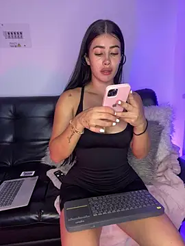 Sweet and caramel online show from 01.30.25