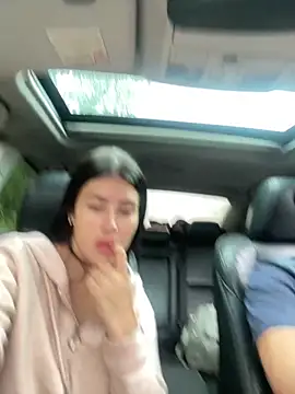 Sweet and caramel online show from 02.04.25