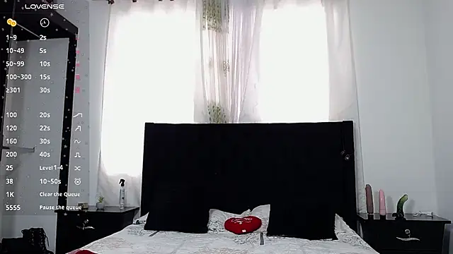 Snapshot of Beautifulkattia chatting on 02.10.25 Beautifulkattia online show from 02.10.25