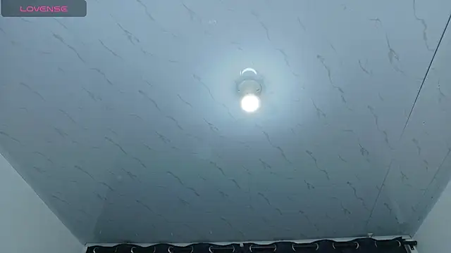 Snapshot of Beautifulkattia chatting on 10.30.25 Beautifulkattia online show from 10.30.25