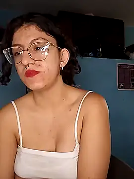 LoveElectra online show from 01.20.25