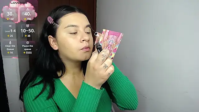 SaraBraun  online show from 02.13.25