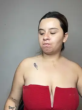 Snapshot of SaraBraun_ chatting on 02.08.26 SaraBraun online show from 02.08.26