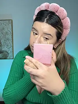 Snapshot of SaraBraun_ chatting on 07.16.26 SaraBraun online show from 07.16.26