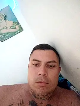 Snapshot of Cristiano_grande chatting on 12.02.25 Cristiano grande online show from 12.02.25