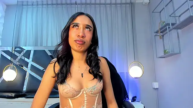 Snapshot of magic_dulce chatting on 12.21.24 magic dulce online show from 12.21.24