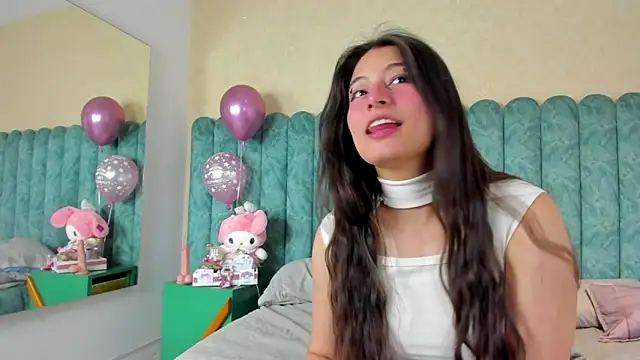CarolineeMoreno online show from 12.27.24