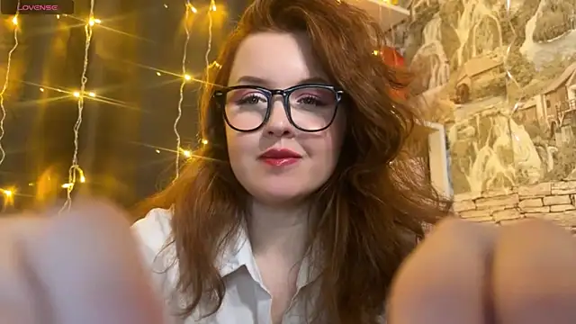 LaurenRossss online show from 02.13.25