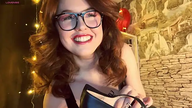 LaurenRossss online show from 02.22.25