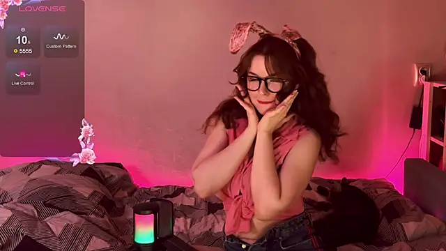 LaurenRossss online show from 10.03.25