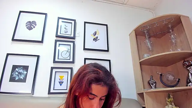 LiaKeller online show from 03.18.25