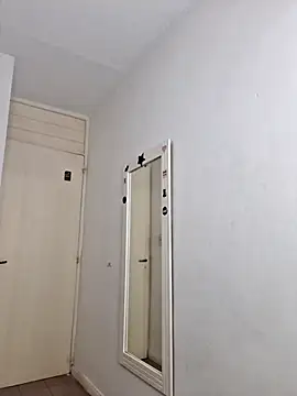 Jazmin-Cerezita online show from 12.20.25