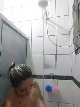 baixinhaloira online show from 12.21.24