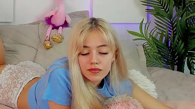 STELLA RICH online show from 01.21.25