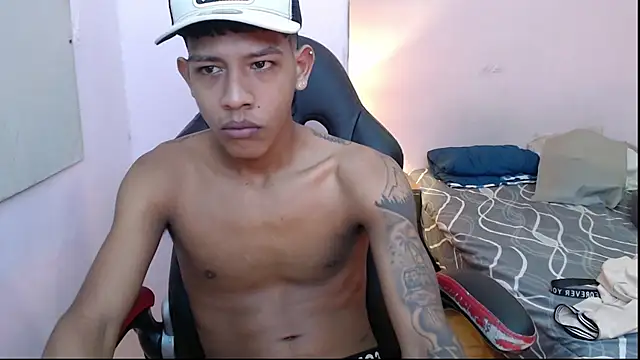 mr stiven  online show from 01.03.25