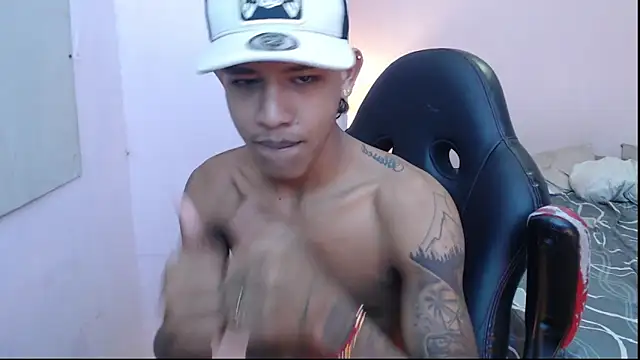 mr stiven  online show from 01.04.25