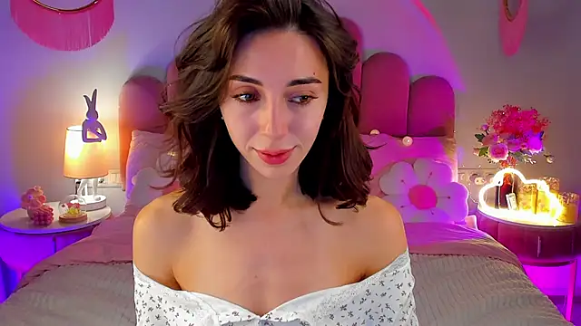 ElsaYoung online show from 09.26.25