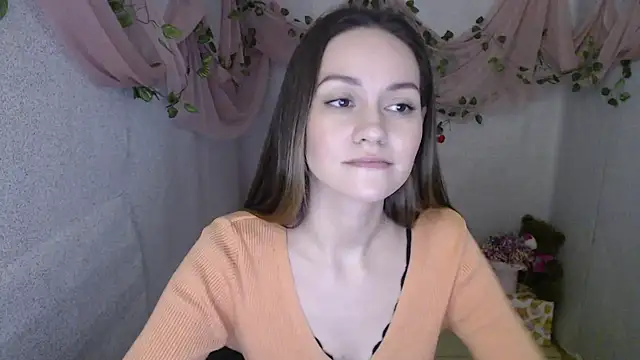 Lina Star S online show from 01.08.25