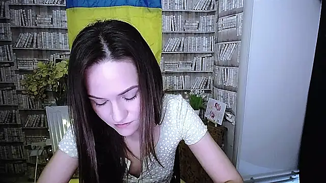 Lina Star S online show from 11.05.25