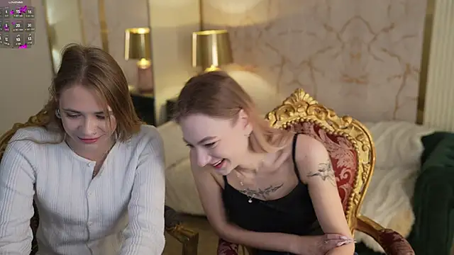 Ewa Pearl online show from 10.17.25