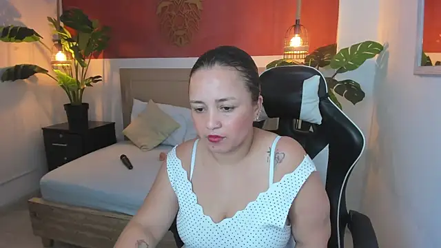 linda rios  online show from 12.29.24