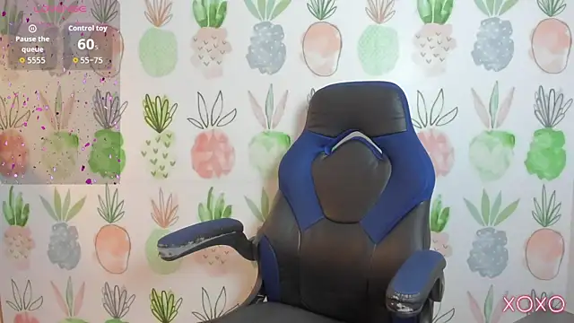 Snapshot of linda_rios_ chatting on 09.17.25 linda rios online show from 09.17.25