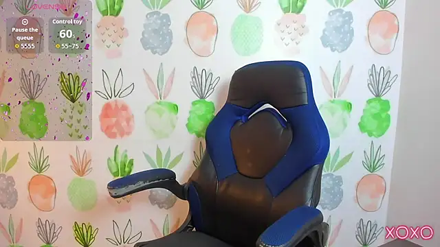 Snapshot of linda_rios_ chatting on 10.22.25 linda rios online show from 10.22.25