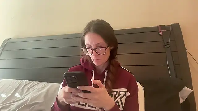 yourstrulylivy69 online show from 01.23.25