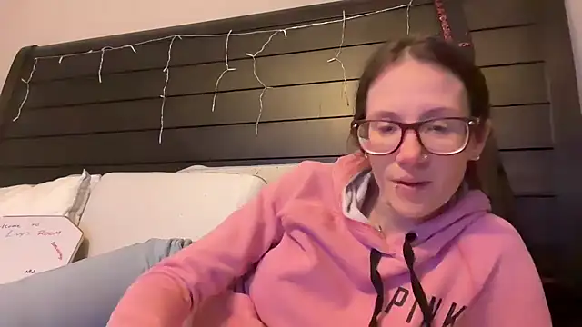 yourstrulylivy69 online show from 02.27.25