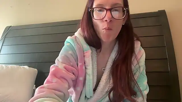 yourstrulylivy69 online show from 03.07.25