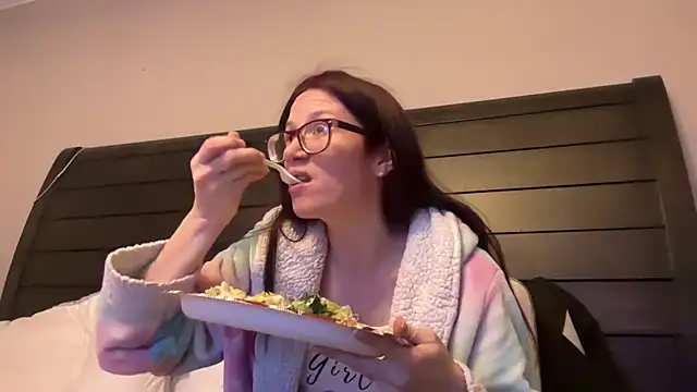 yourstrulylivy69 online show from 03.10.25