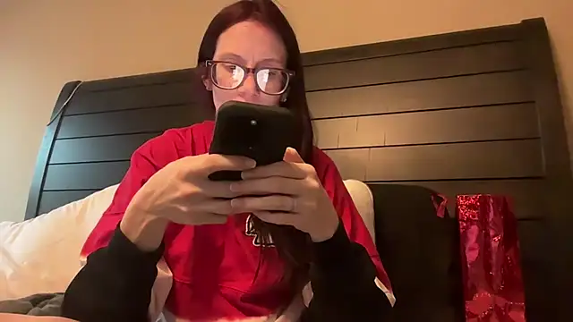 yourstrulylivy69 online show from 03.11.25