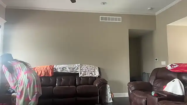 yourstrulylivy69 online show from 09.08.25