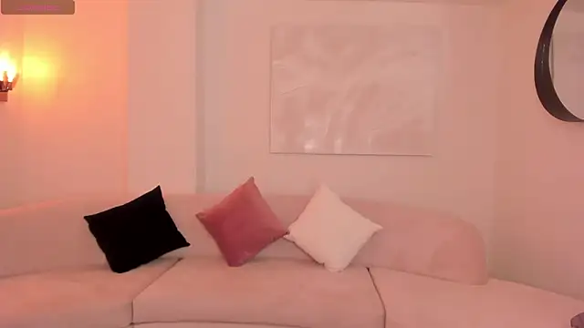 BellaCarteer  online show from 01.22.25