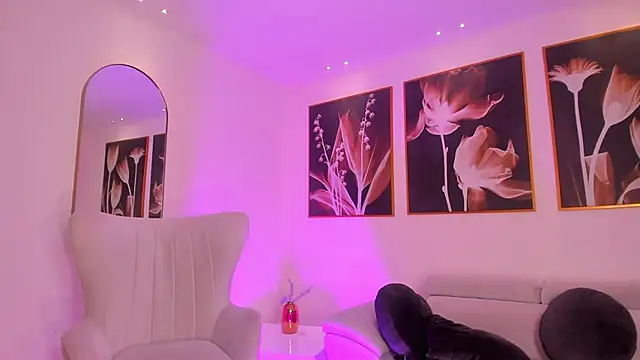 BellaCarteer  online show from 01.31.25